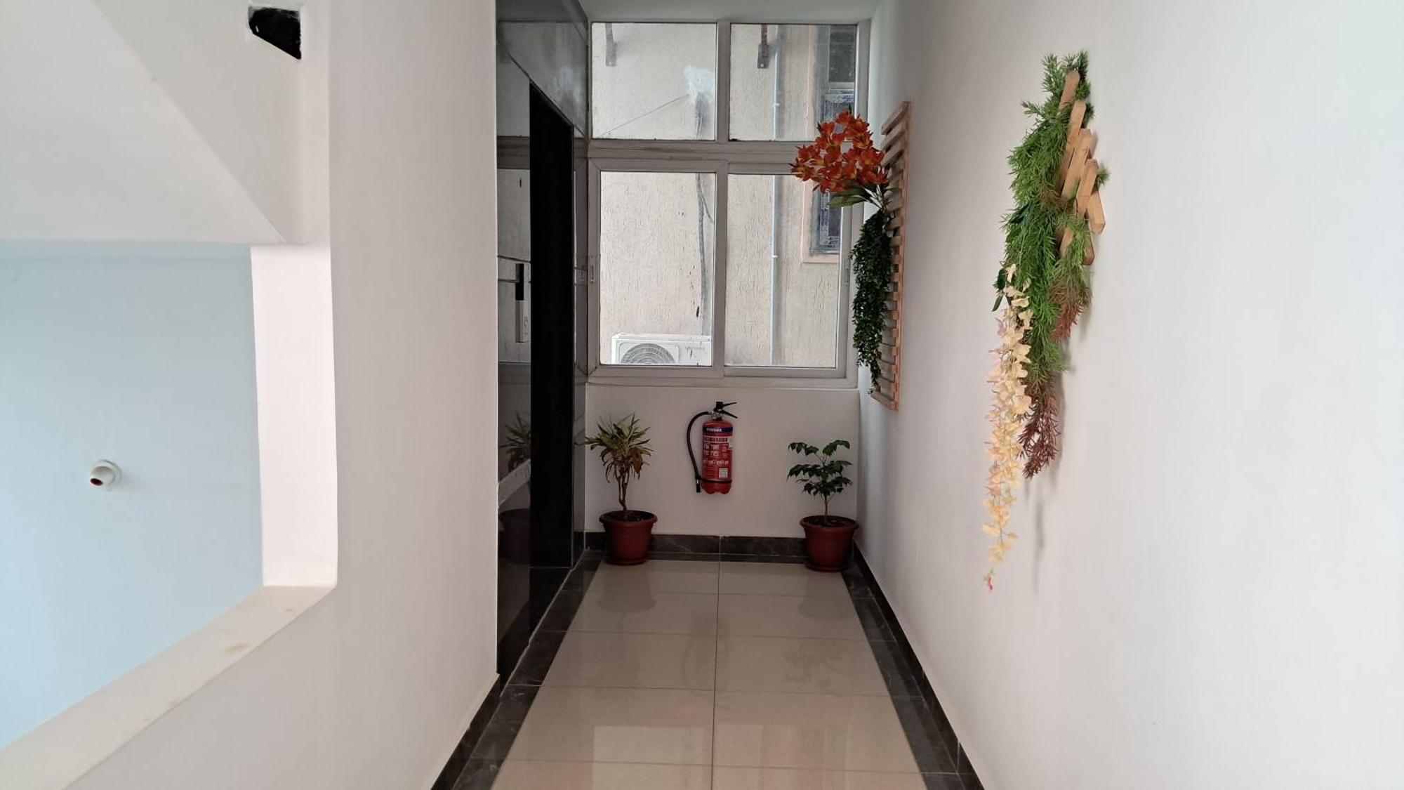 The Balcony Hotel Hyderabad Exterior photo