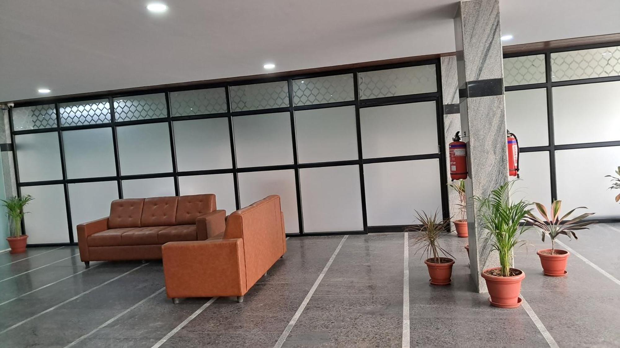 The Balcony Hotel Hyderabad Exterior photo